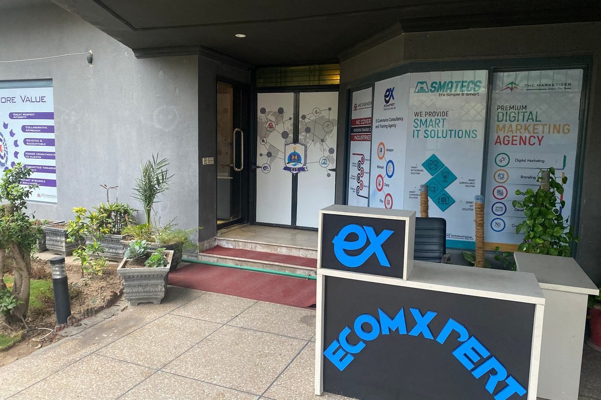 Contact EcomXpert for e-commerce support